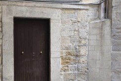 ZONA C. STORICO / Rif. 571 (A pochi passi dal porto)